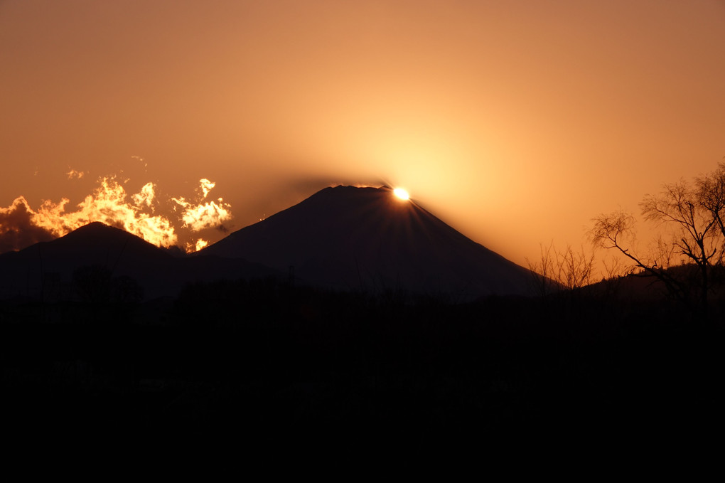 富士山の光と影