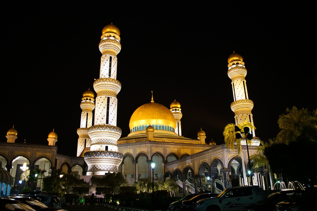 夜のモスク