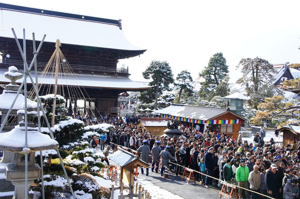 初詣は善光寺へ