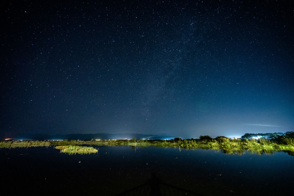 インレー湖の夜