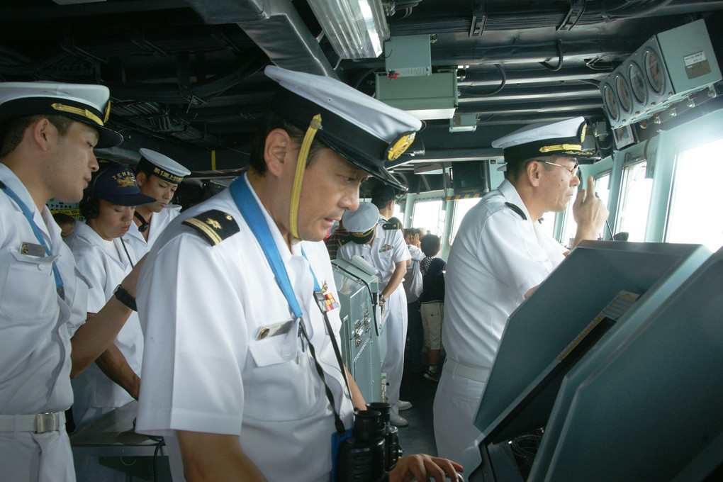 海上自衛隊　体験航海