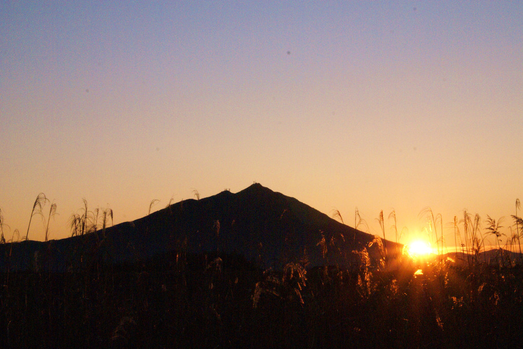 朝日と筑波山１