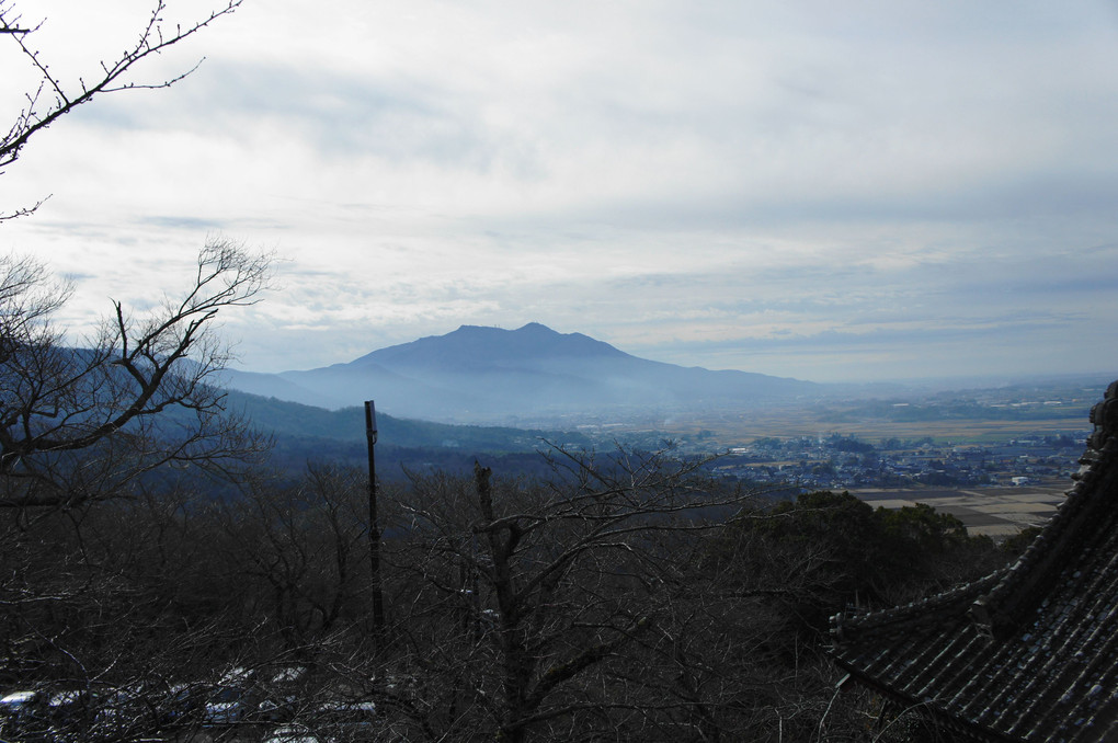 雨引観音からの筑波山