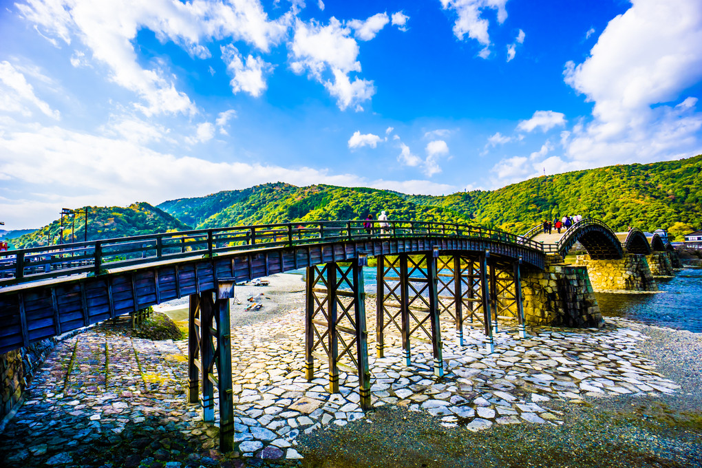 日本三名橋のひとつ岩国の錦帯橋