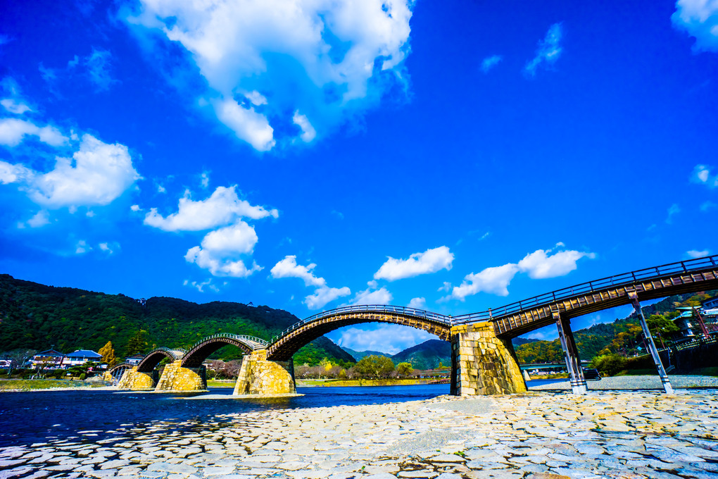 日本三名橋のひとつ岩国の錦帯橋