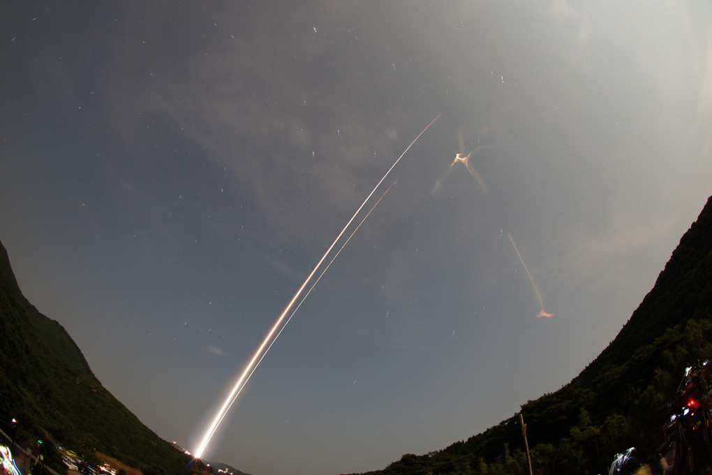 観測ロケット打ち上げ