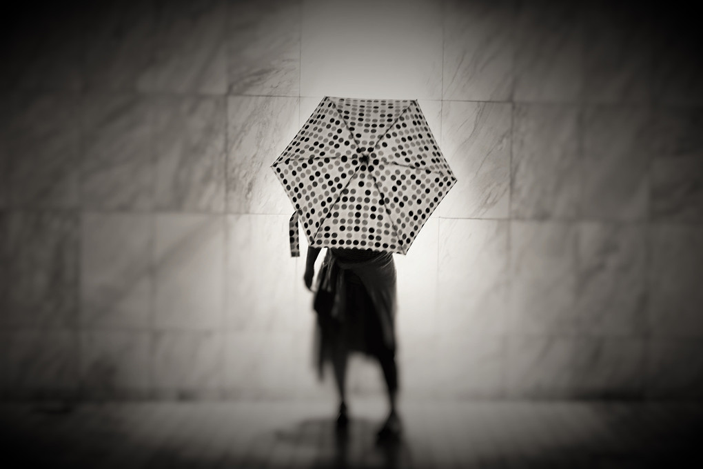 傘の女（ひと）