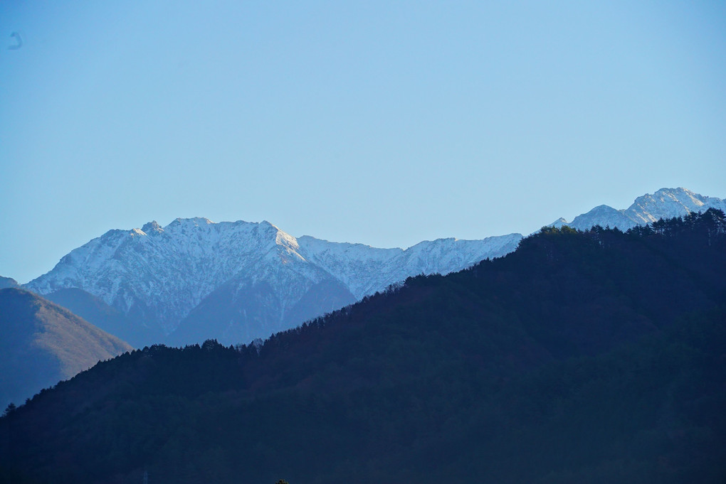 木曽谷より望む中央アルプス（木曽山脈） 空木岳