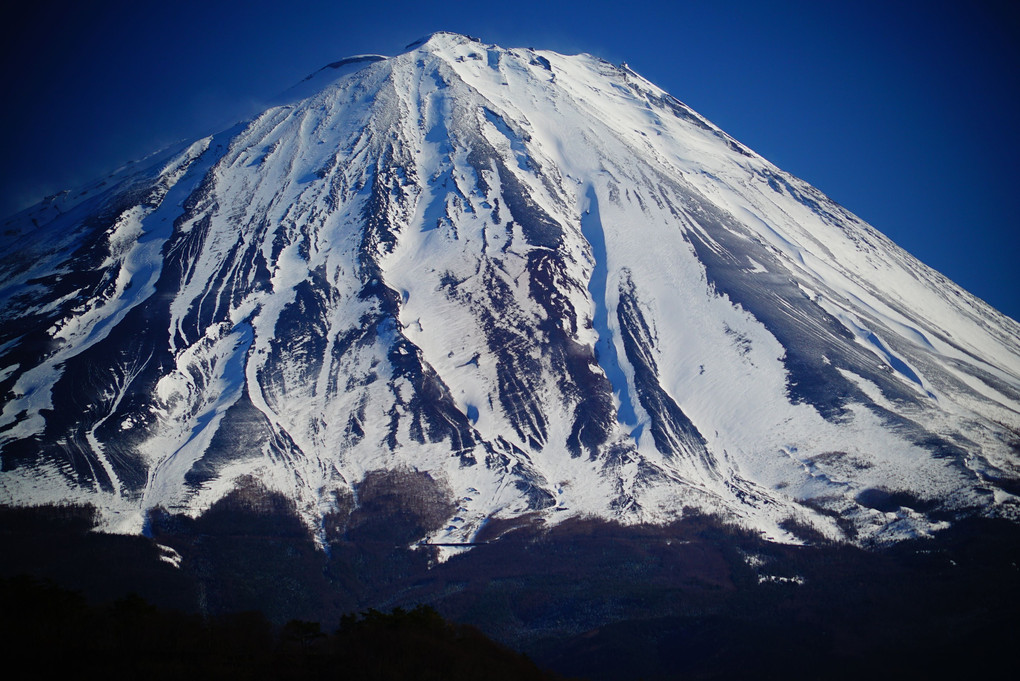 富士五湖巡り【 西湖 】 2月23日の『富士山の日』に富士五湖巡りをして来ました。