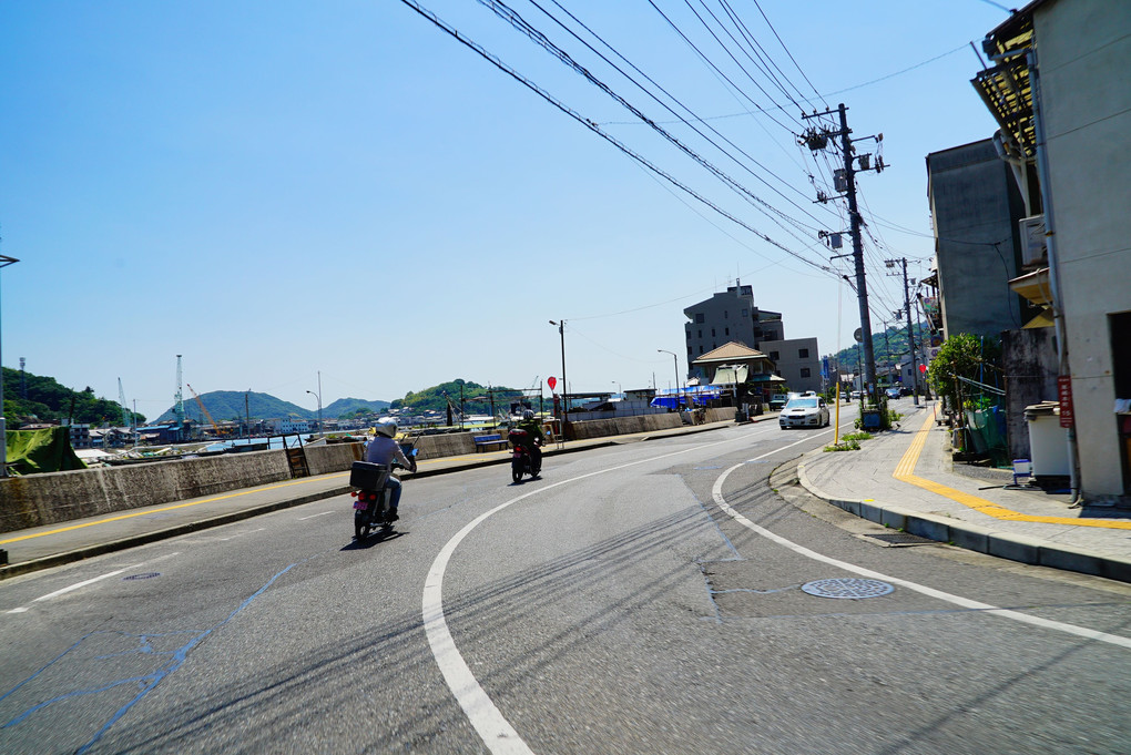 尾道　千光寺より望む尾道大橋　手前が高速道路で奥が一般国道