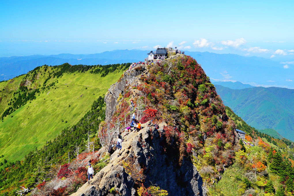 日本百名山　石鎚山の紅葉