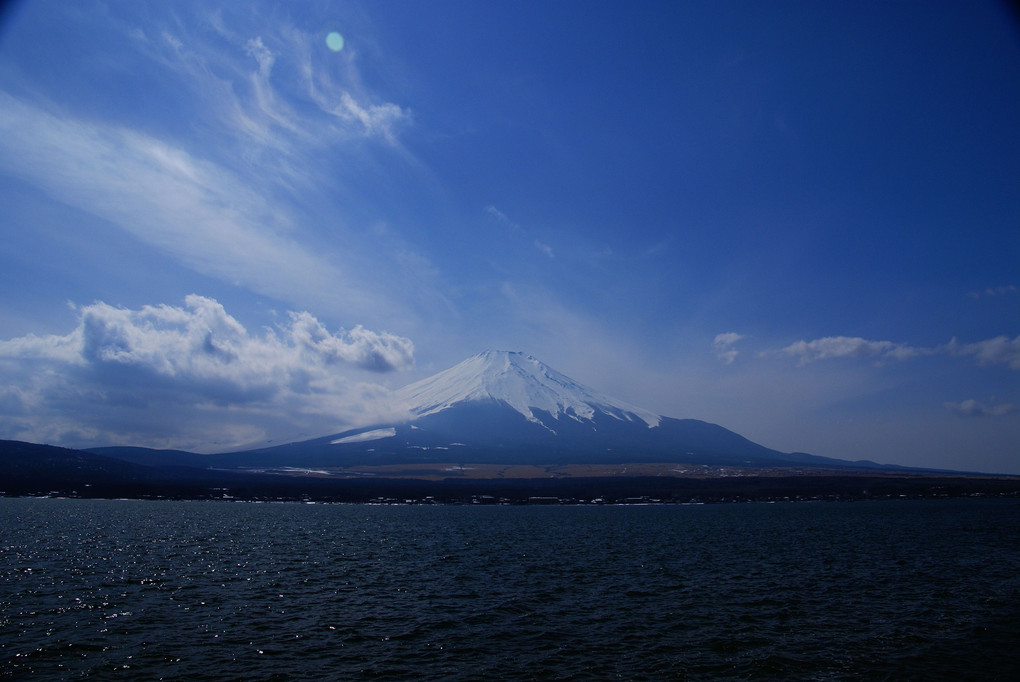 【 緊急事態宣言発令中 】2011年3月12日 『富士山』  山中湖