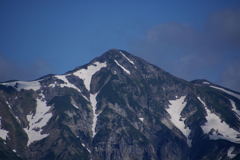 『高いけわしい山々を愛する者は 穂高へ行かなければならない』クルッケンハウザー　