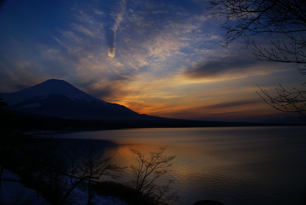 3月12日　富士山　山中湖