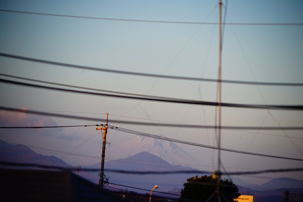 2月24日　わが家から望む今朝の富士山