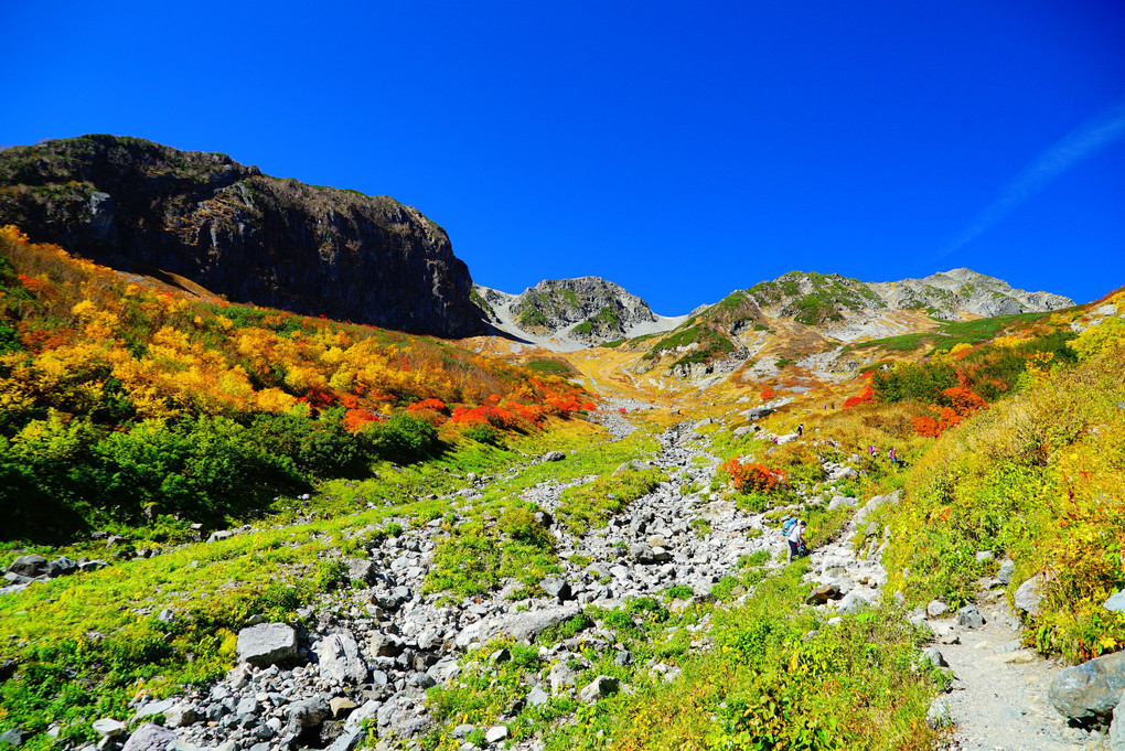 槍ヶ岳　　槍沢の紅葉