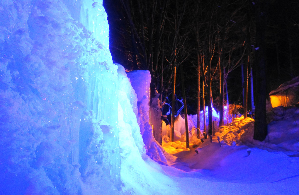 夜の氷壁