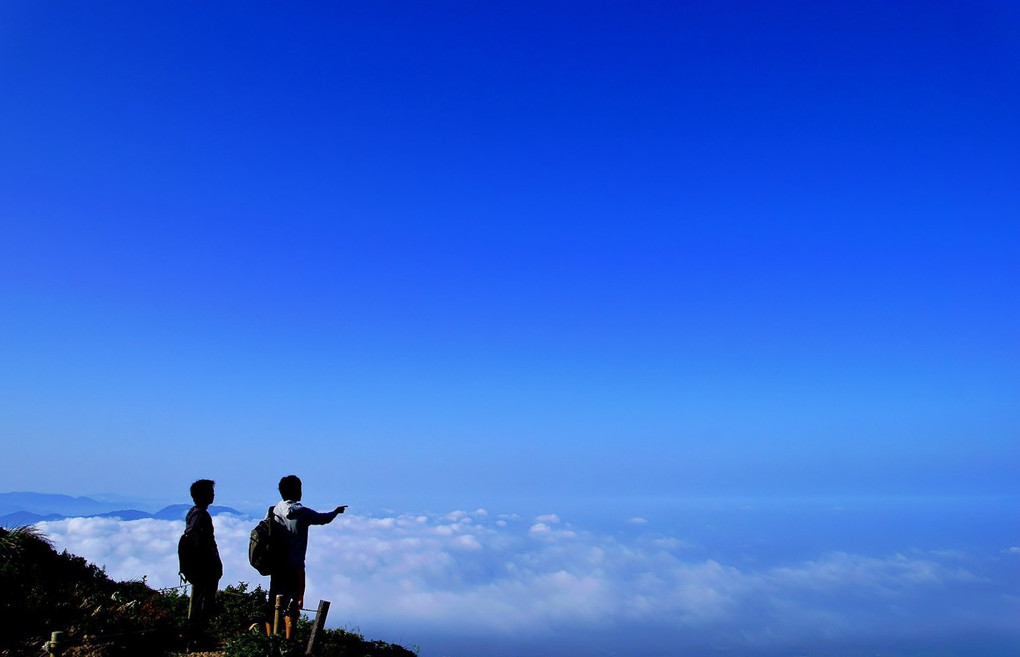 山へ登りましょう！