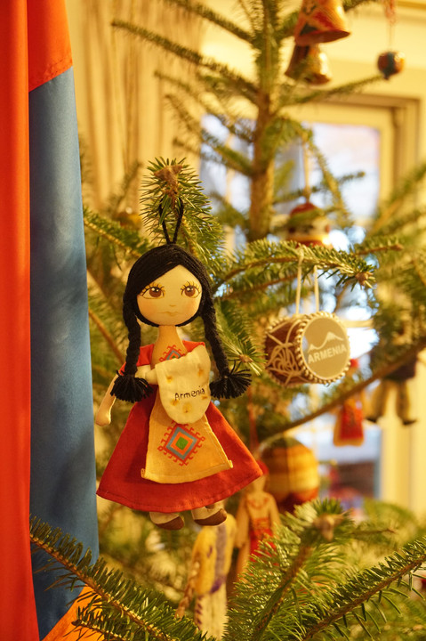 西洋館のクリスマス装飾（6500撮って出し）