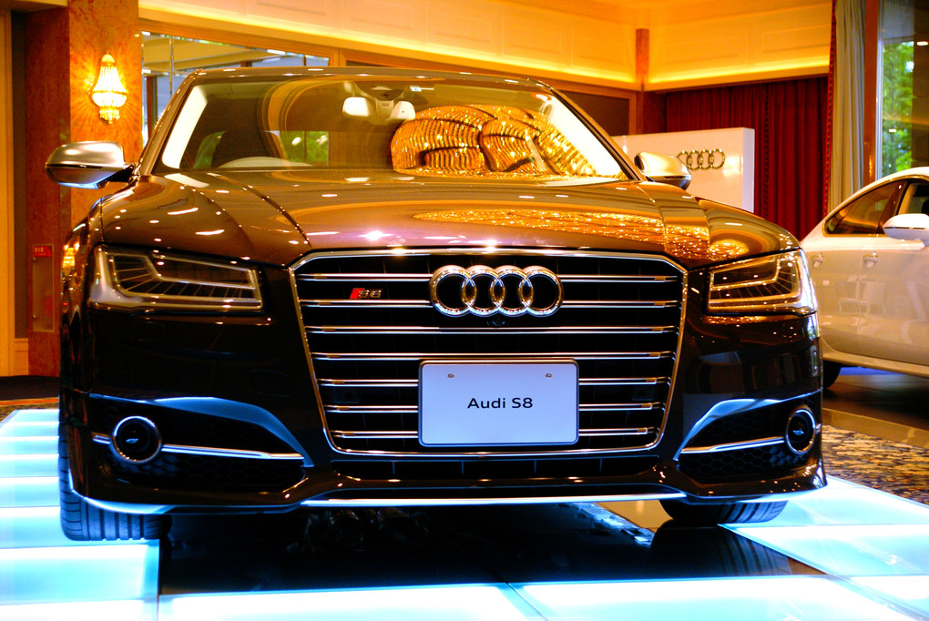 Audi S8