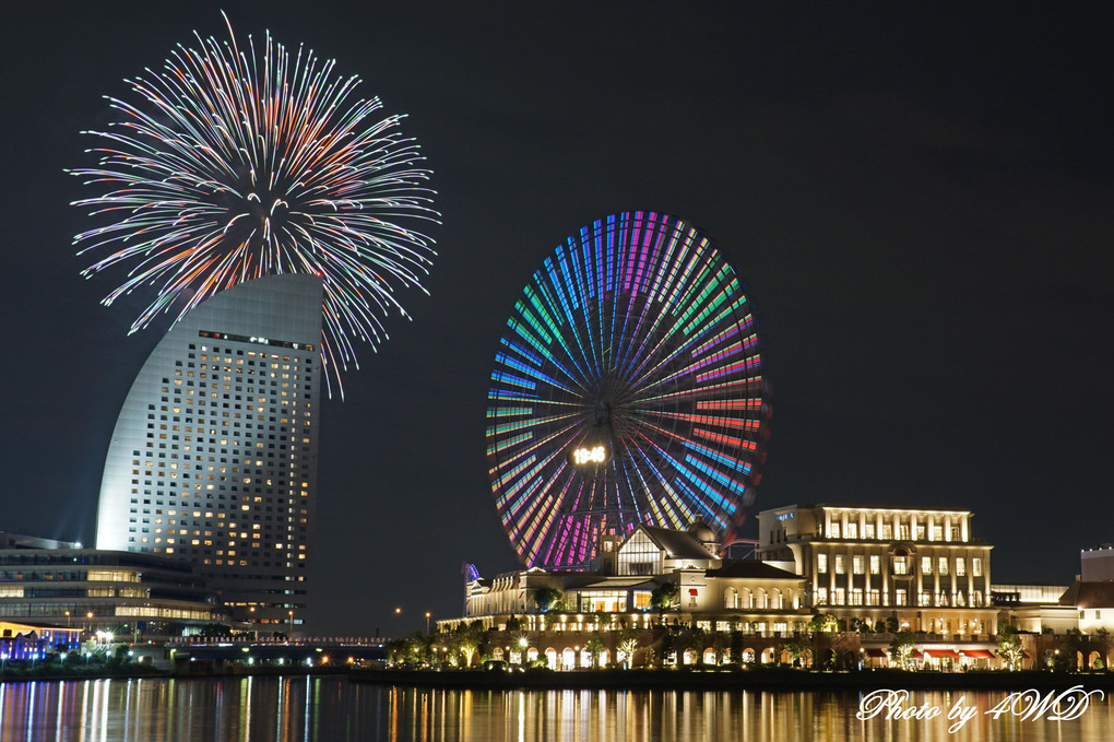 横浜開港160周年　横浜開港祭花火2019とレインボー観覧車