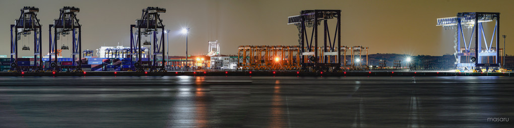港湾の夜 - Harbor at Night