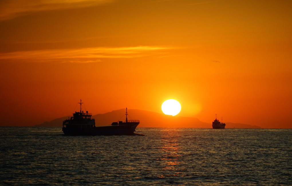 播磨灘に沈む夕陽