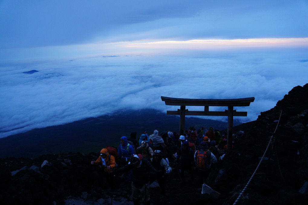 新たな旅路の始まり～富士登頂～