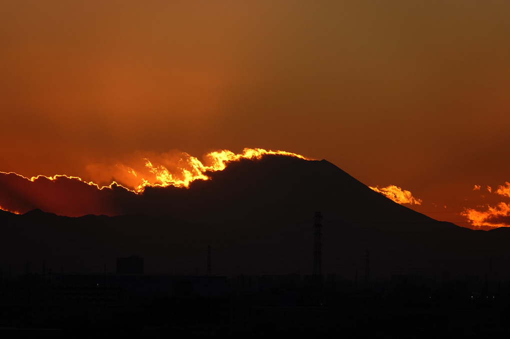 「富士山」炎上