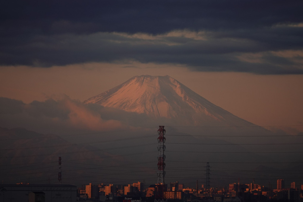 雲と「富士山」