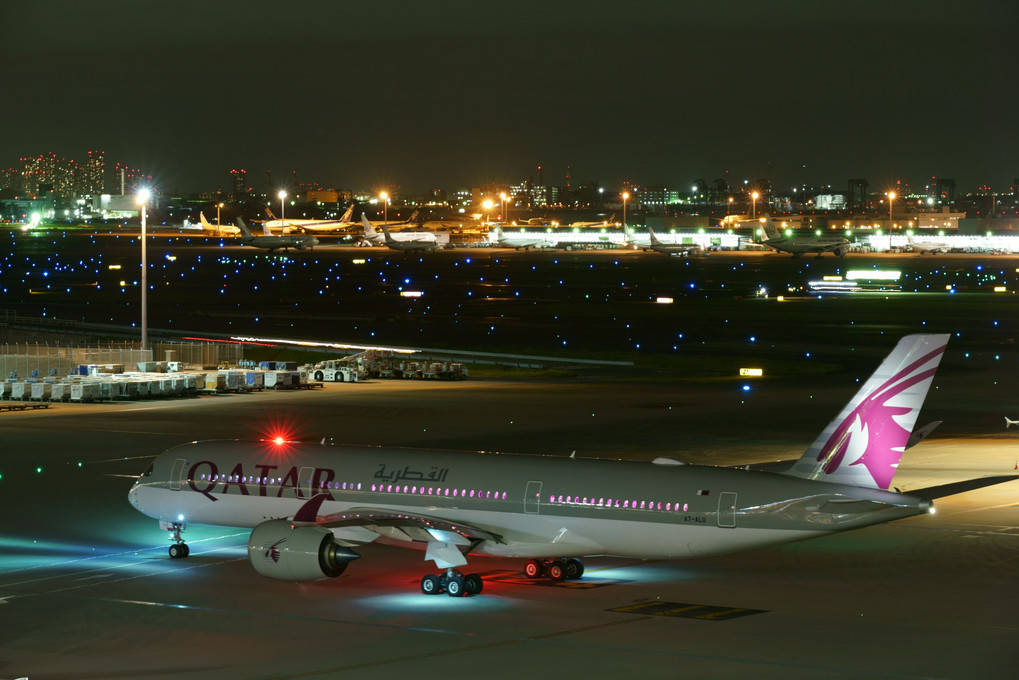 Qatar Airways　A350-900
