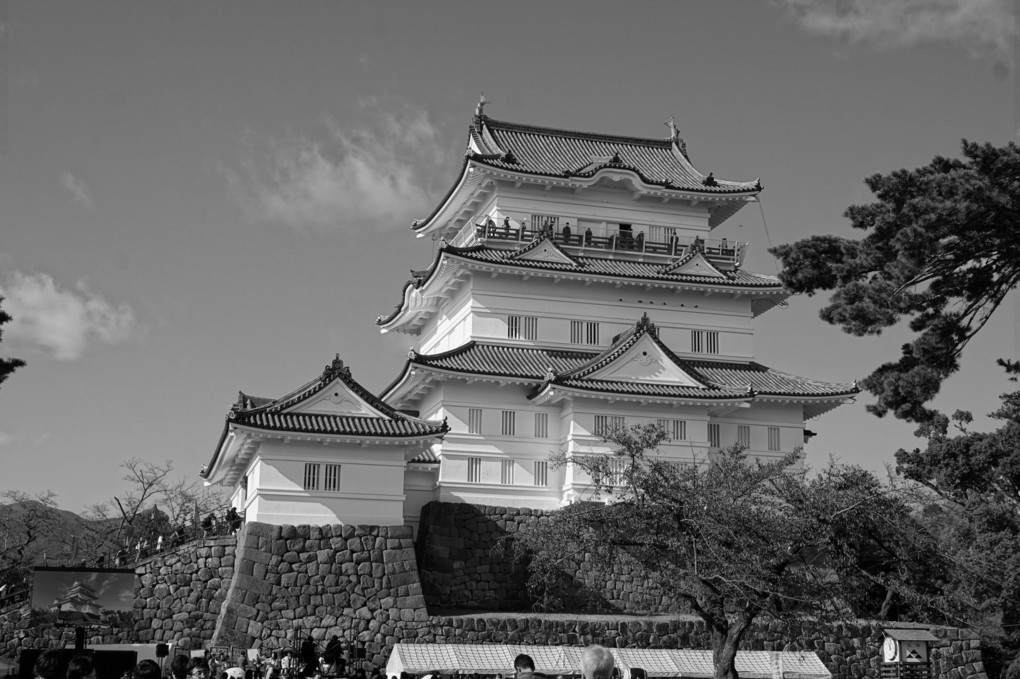 小田原城を古写真みたく