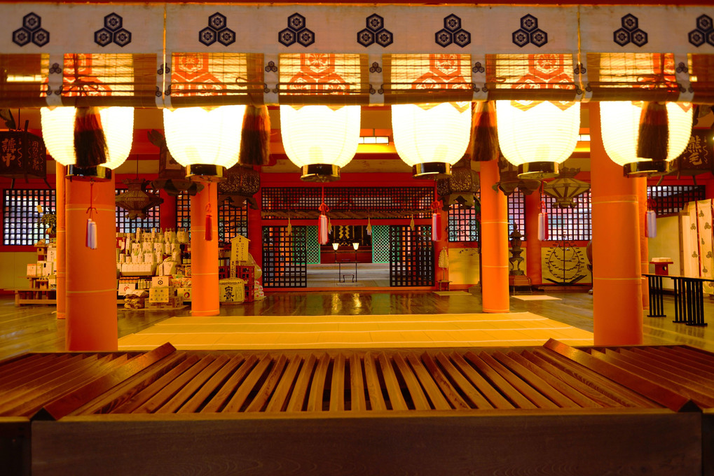 厳島神社本殿～回廊
