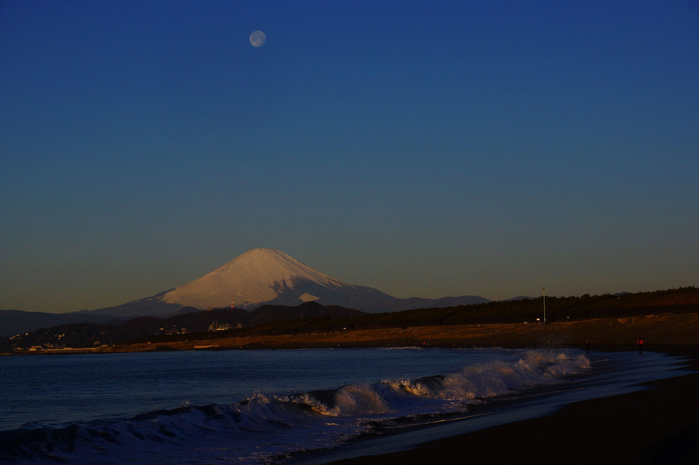 早春の富士！：茅ヶ崎海岸