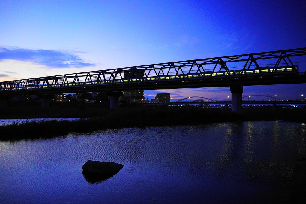 相模川の夕景！：小田急線