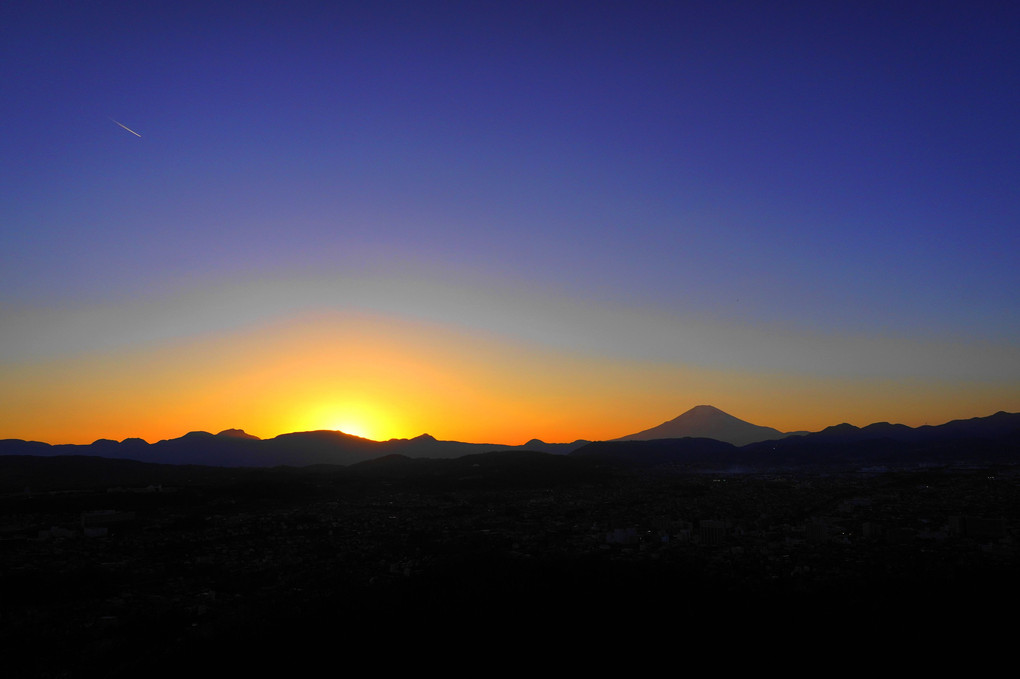 夕焼けに染まる！：弘法山公園