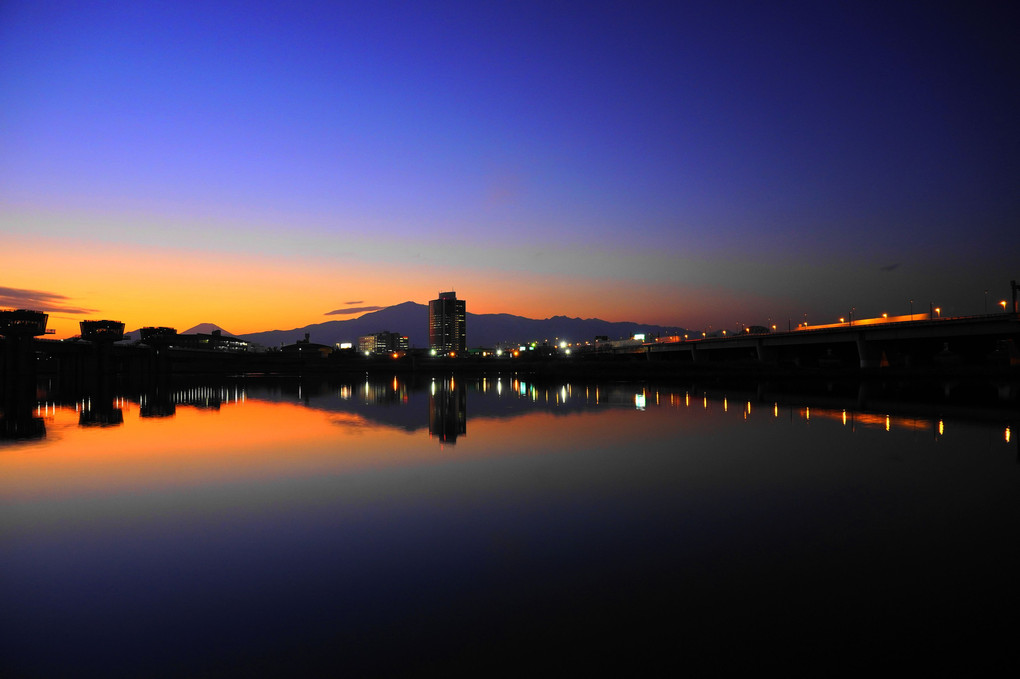 相模川夕景：相模川大堰：P7