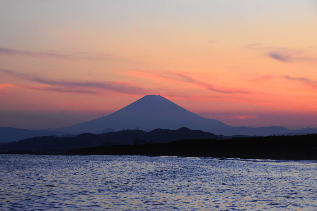 夕焼けに染まる富士！