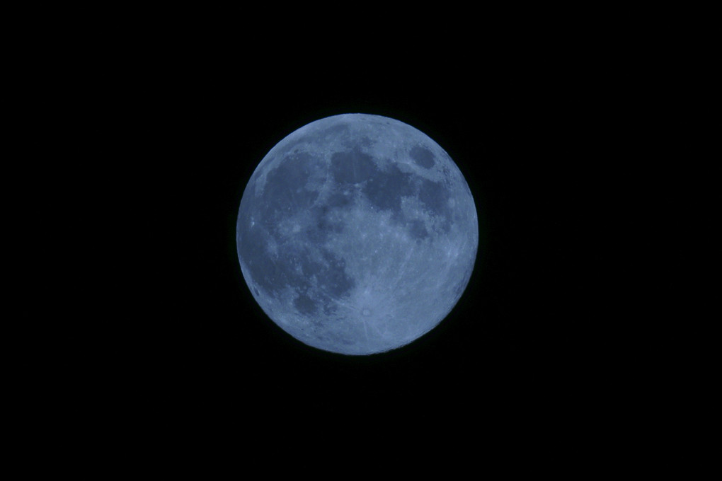 青満月