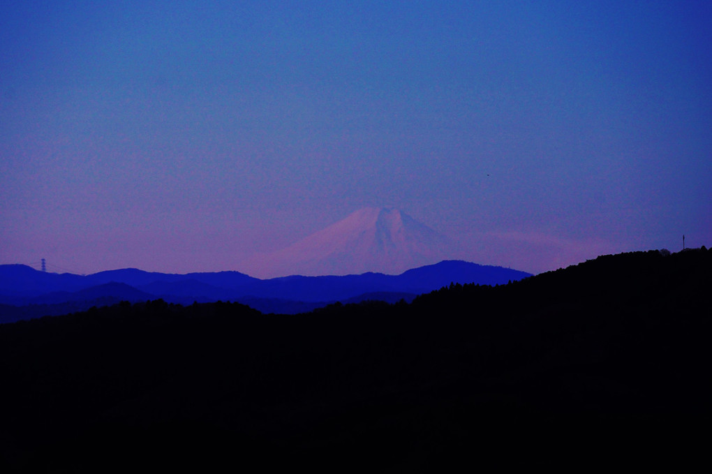 遠望富士山　常陸大宮市休場展望台（212.6km）より