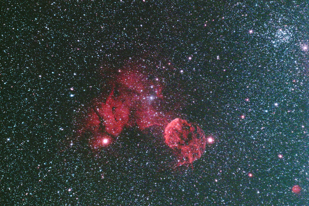 宇宙遊泳くらげ　双子座くらげ星雲IC443
