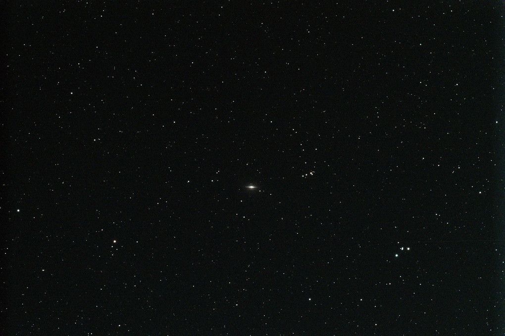 ソンブレロ銀河　おとめ座M104