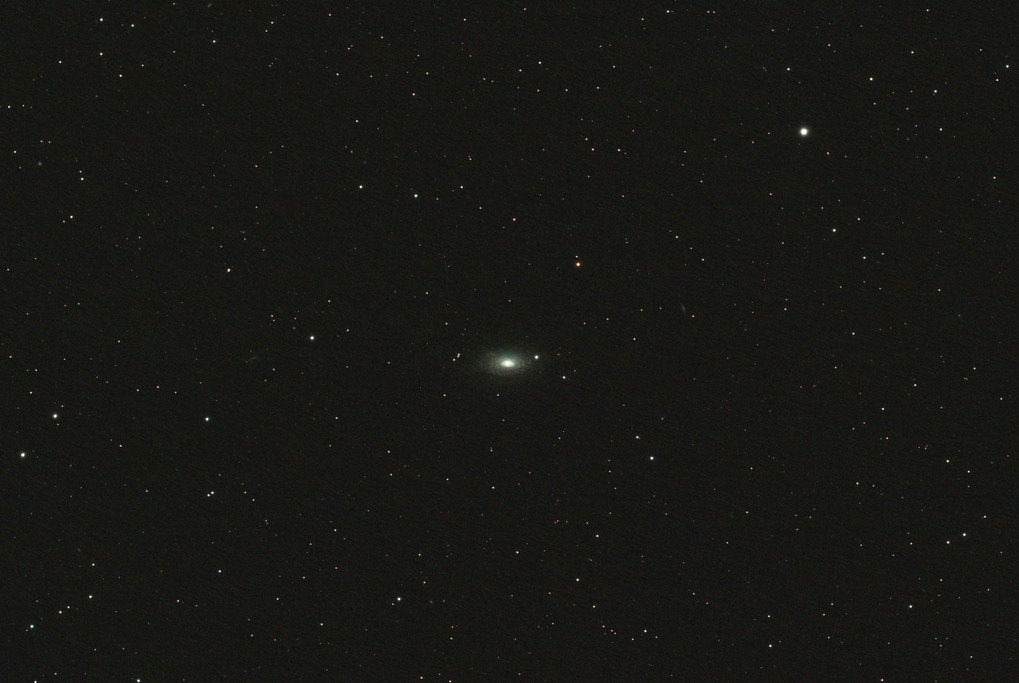 りょうけん座ひまわり銀河 M63