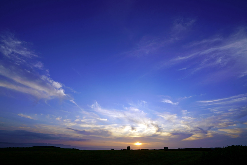 大地の夕暮れ