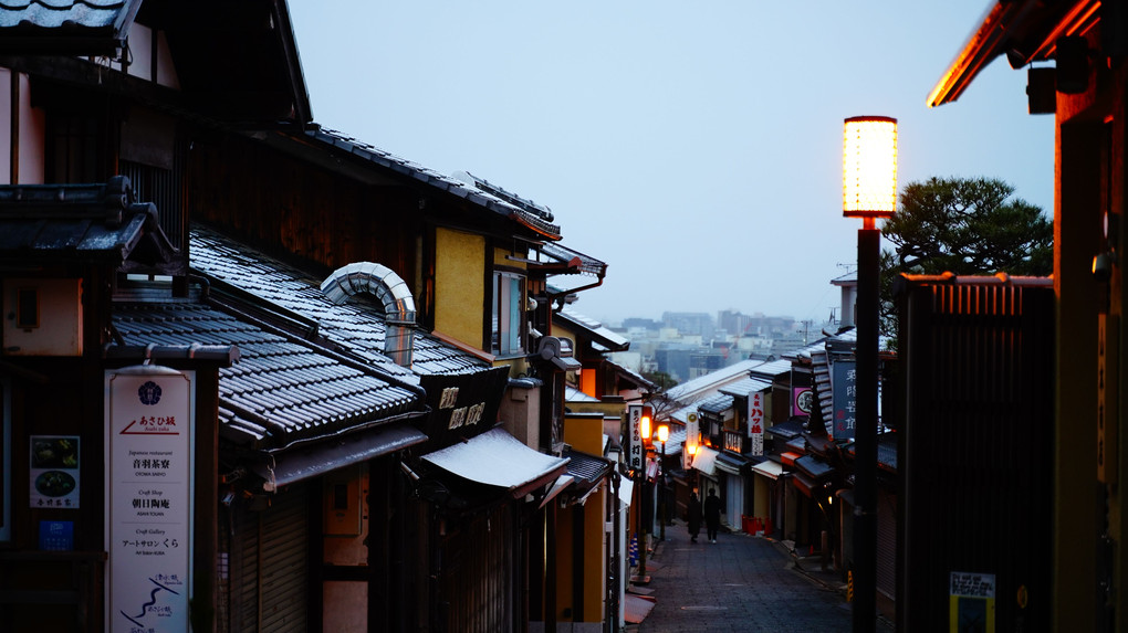 京の雪２　清水寺　有明の月　