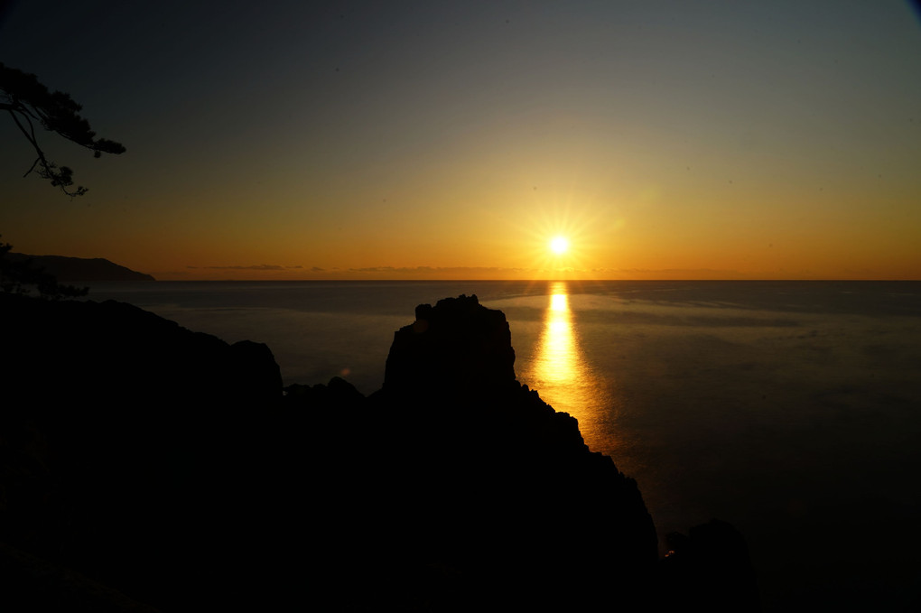碁石岬の夜明け