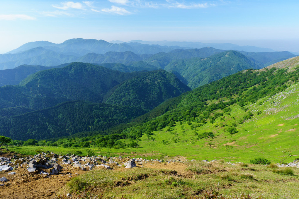 霊仙山