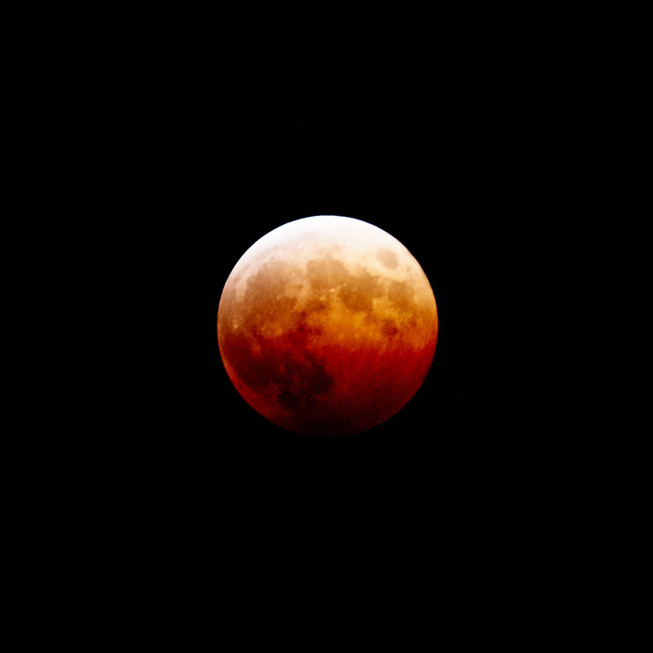 Red moon