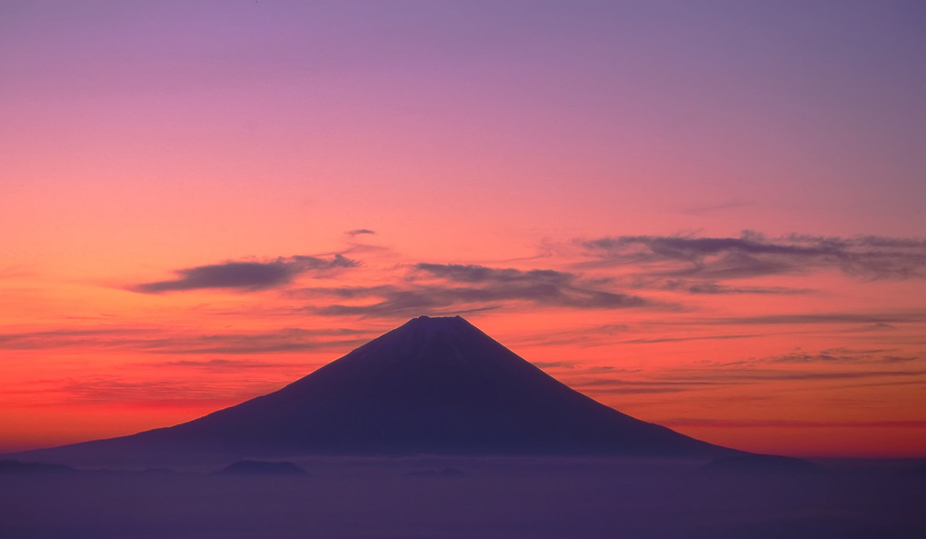 ～富士山　感動の夜明け～