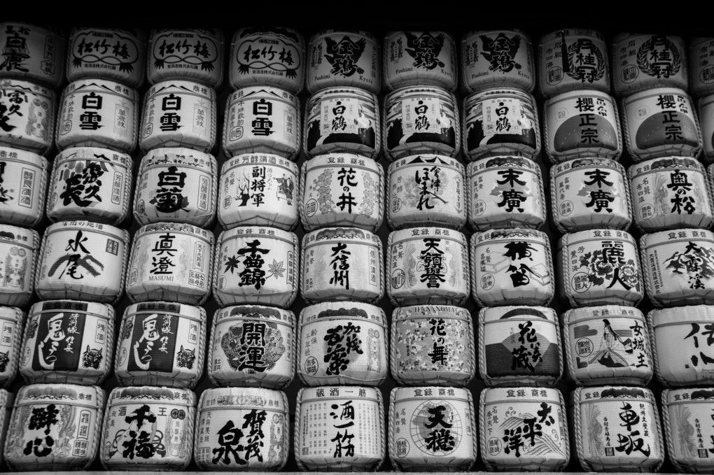 東京モノクロ散歩・明治神宮の菰樽